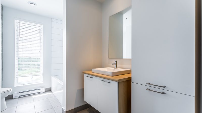 1045 - Salle de bain Salle de bain, appartement du Loges 1045 – LOGES Saint-Nicolas, Lévis
